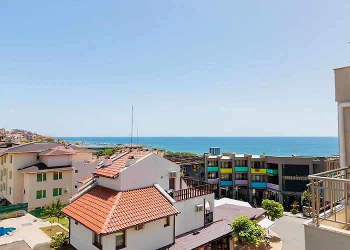 Black Sea Apartment *